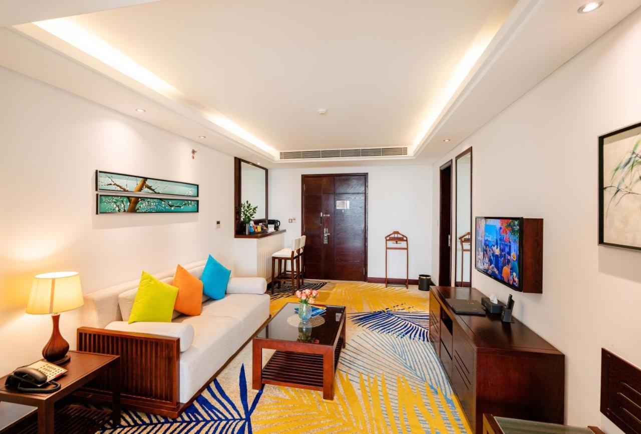 Brilliant Hotel - Afternoon Tea Inclusive Da Nang Bagian luar foto