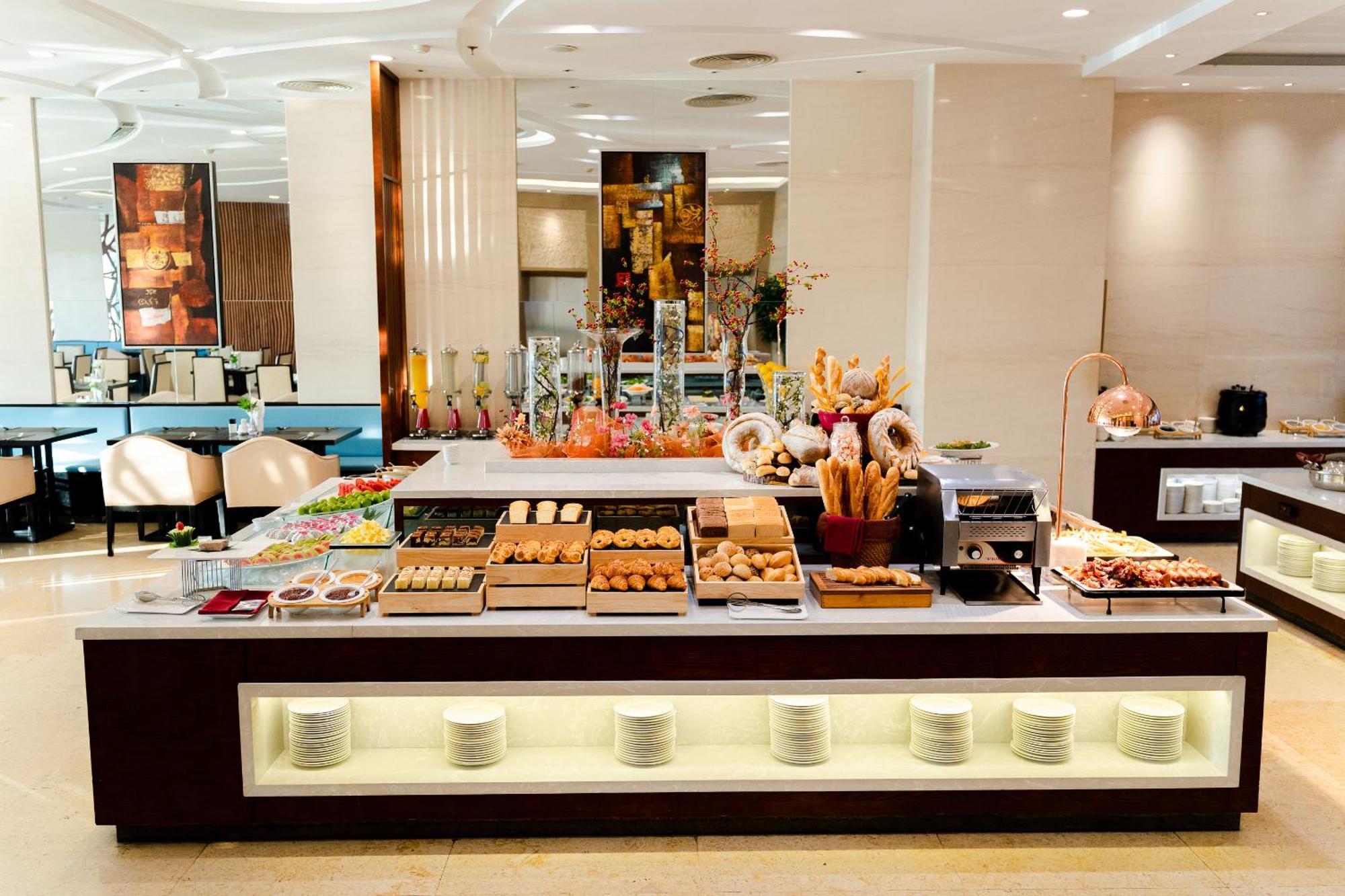 Brilliant Hotel - Afternoon Tea Inclusive Da Nang Bagian luar foto